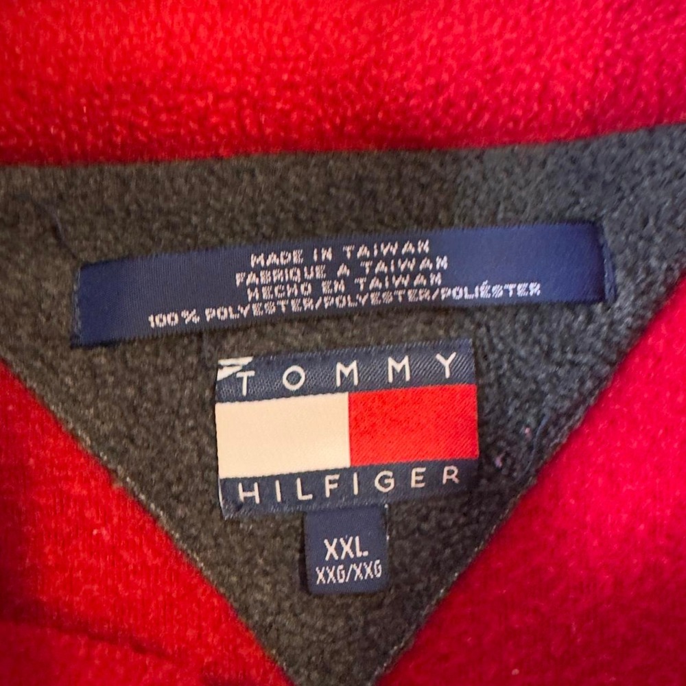 Vintage red Tommy Hilfiger Synchilla outdoor hiking style snap fleece - Picture 2 of 6
